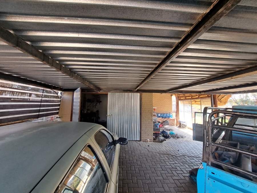3 Bedroom Property for Sale in Uitsig Free State